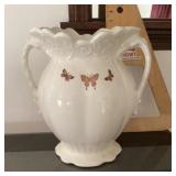 Ceramic 2-handle vase