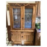 One-piece kitchen cupboard