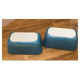 2 blue Pyrex refrigerator dishes