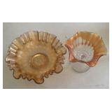 2 carnival glass bowls