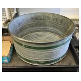 Galvanized wash tub