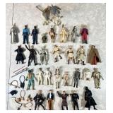 29 Star Wars action figures 1980s-2000s