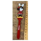 Disneyland Minnie Mouse back scratcher