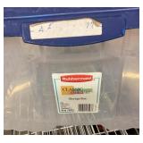Rubbermaid clear tote with lid 59 qt.