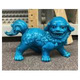 Blue cerami foo dog figure