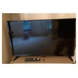 32" Insignia TV