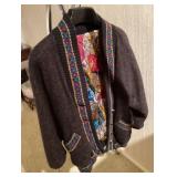 Womenï¿½s knit insulated sweater