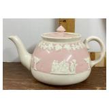 Pink teapot
