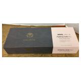 Calista heated hairbrush