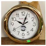 Quartz wall clock