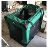 Collapsible dog crate