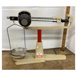Ohaus Dial-O-Gram balance scale