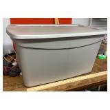 Large Sterilite tote