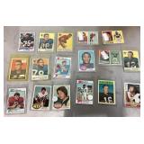 17 vintage football cards