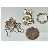 14k gold lot --broken chain, pendant, ring