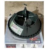 2 Christmas tree stands