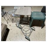 Outdoor tables & plant stands