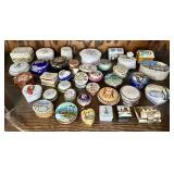 37 mini trinket boxes