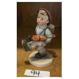 Hummel figurine Globe Trotter