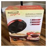 NEW Brentwood quesadilla maker