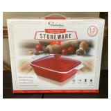 NEW stoneware square covered casserole dish