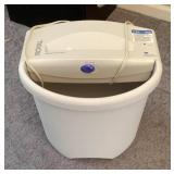 Roya; paper shredder