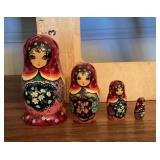 5-piece Russian nesting dolls