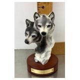 Dennis Franzen wolves sculpture