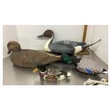 4 duck decoys
