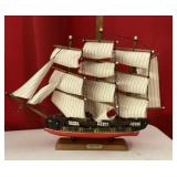 Bergantin Siglo XVIII sailing ship model