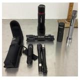 8 mini flashlights