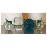 4 glass paperweights