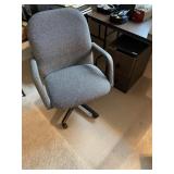 Cardboard file w/travel brochures, floor mat,