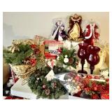 Large group of Christmas dï¿½cor