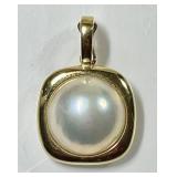 18k gold pearl pendant