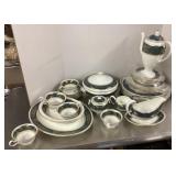 Wedgwood Columbia dishes service for 6