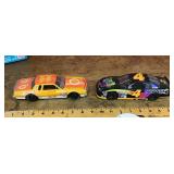 2 diecast cars