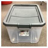 Sterilite 76 quart tote