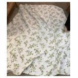 Quilted bedspread with fringe