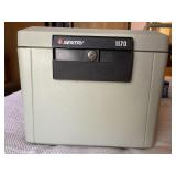 Sentry 1170 safe and contents 12x15 --no key