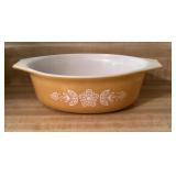 Pyrex Butterfly Gold 1.5 qt. casserole