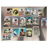 18 vintage baseball cards