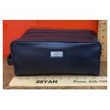 NEW Kenneth Cole toiletries bag