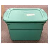 73 quart Sterilite storage tote