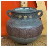 Studio pottery vessel