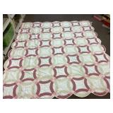 Queen size quilt 8ï¿½ x 9ï¿½