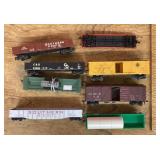 8 HO scale train cars