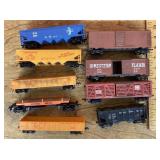 9 HO scale train cars