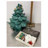 Lighted ceramic Christmas tree