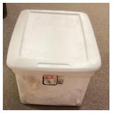58 quart Sterilite storage tote
